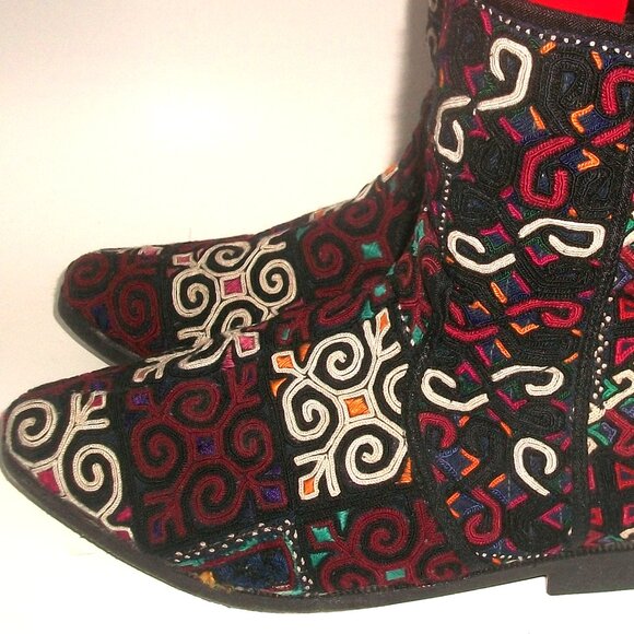 Unbranded Artisan-Made Central Asian Suzani Embroidered Side Zip Flat Boots 10M - Picture 3 of 12